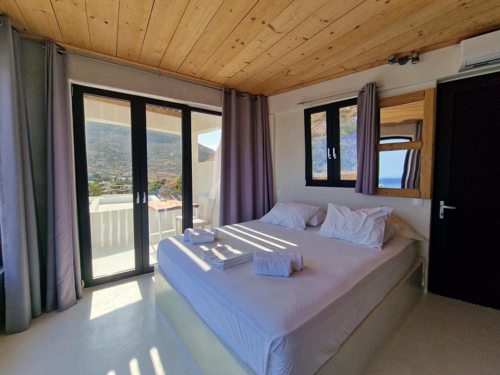 Spathi Beach Suites Kea Quarto foto