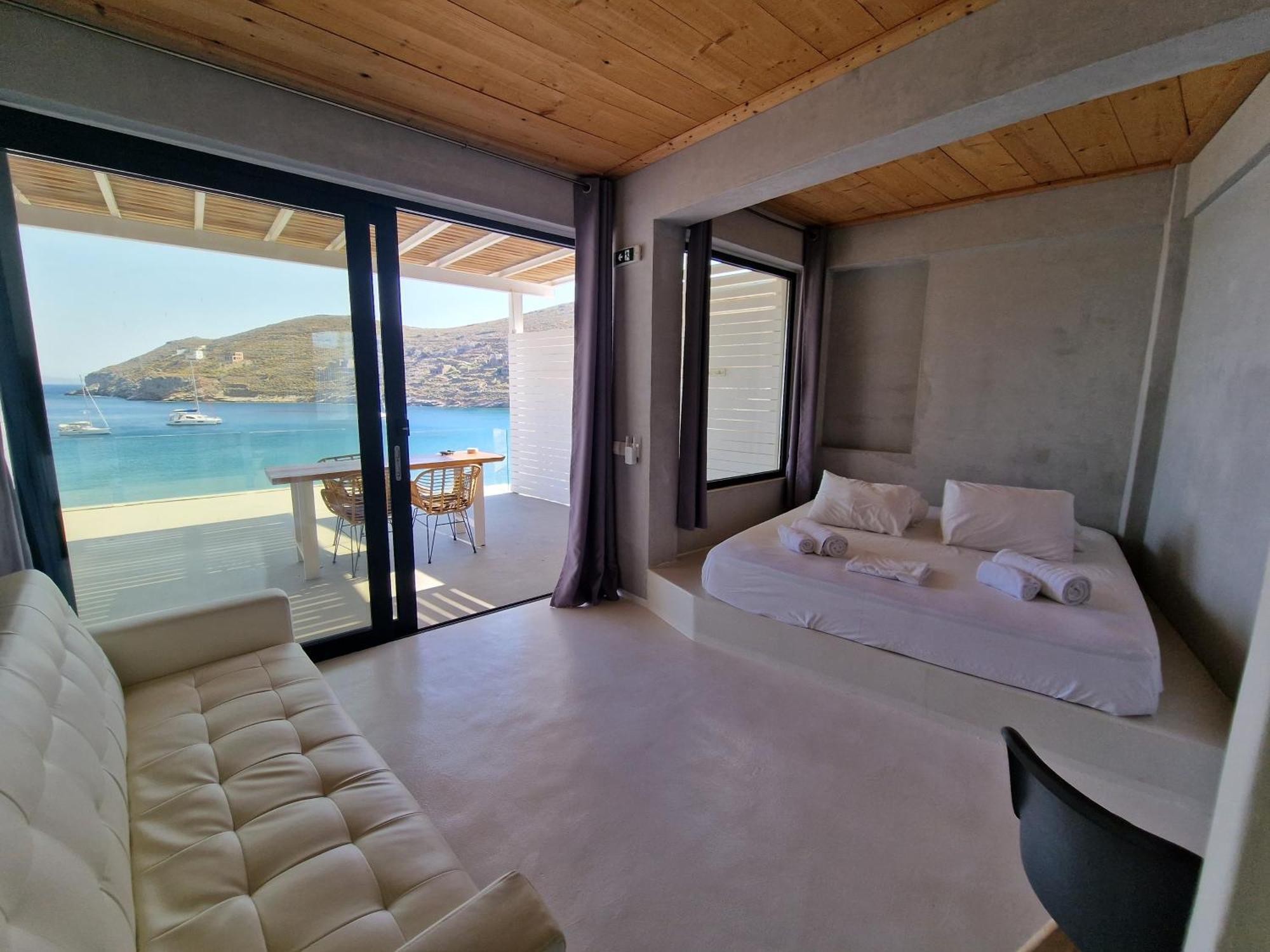 Spathi Beach Suites Kea Quarto foto