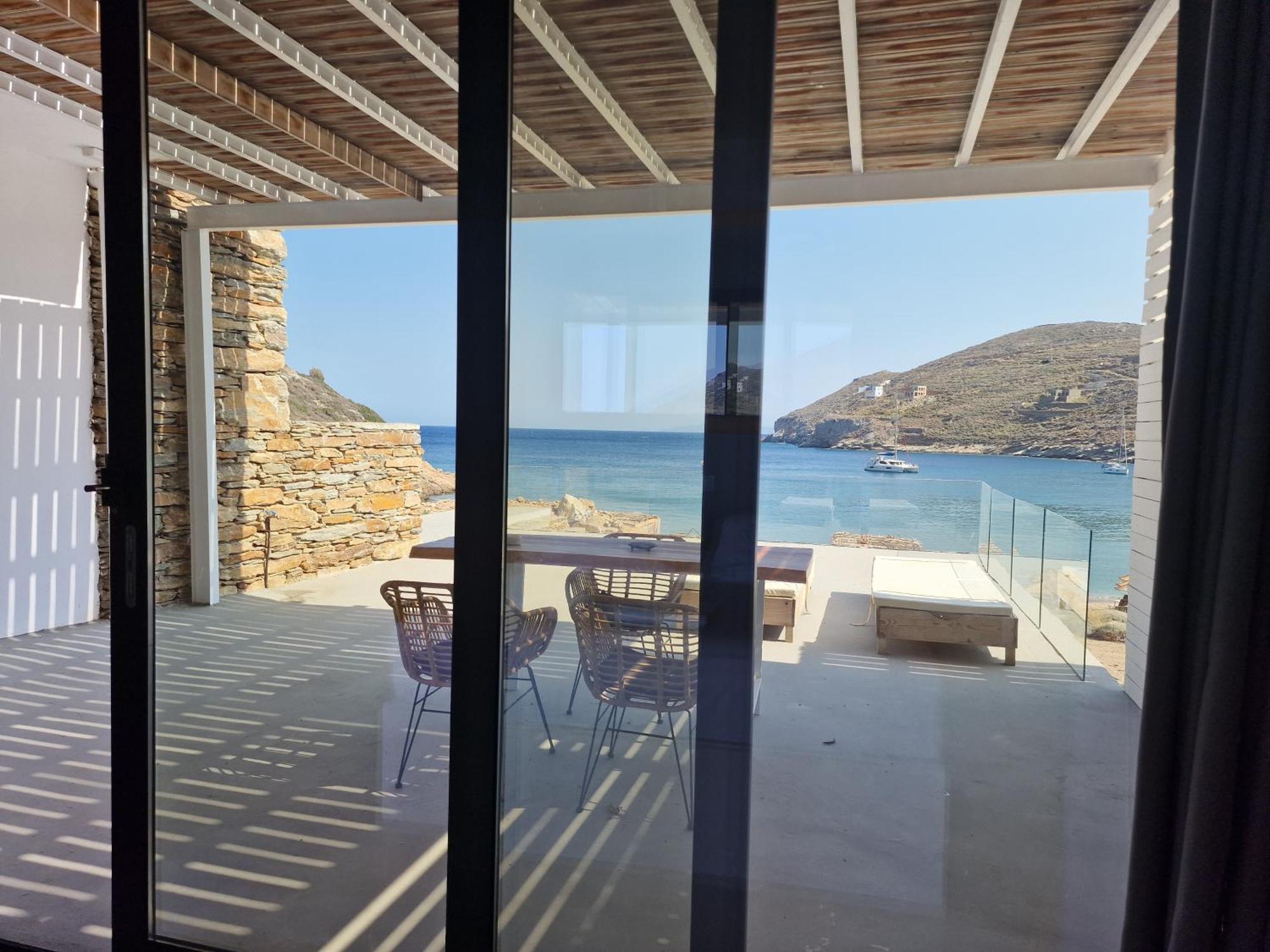 Spathi Beach Suites Kea Quarto foto