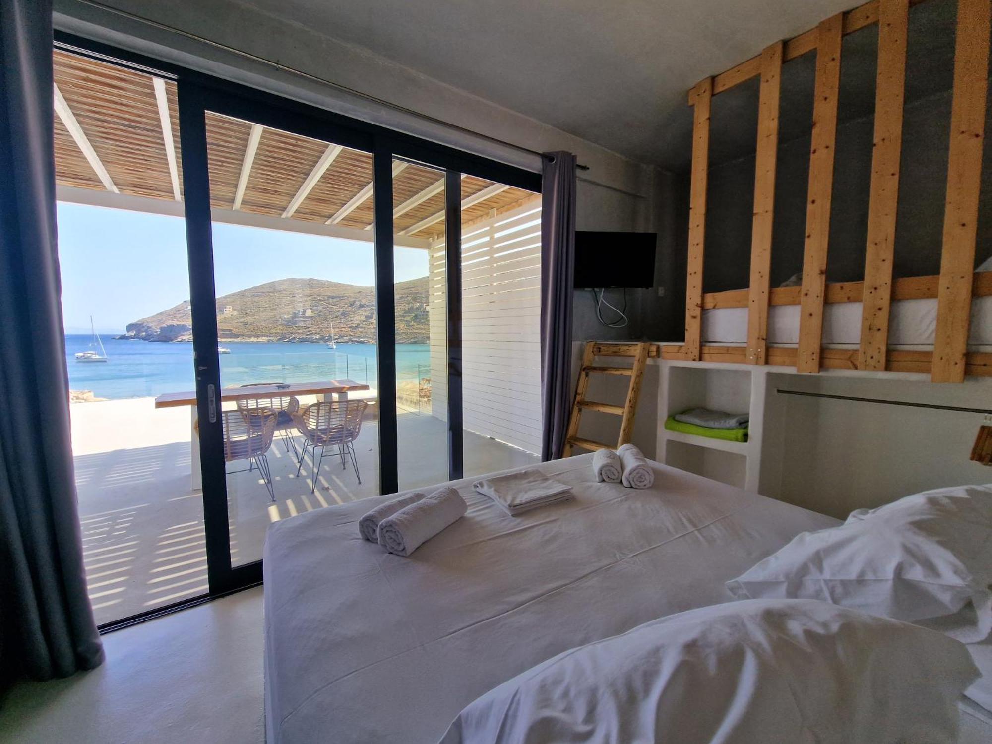 Spathi Beach Suites Kea Quarto foto