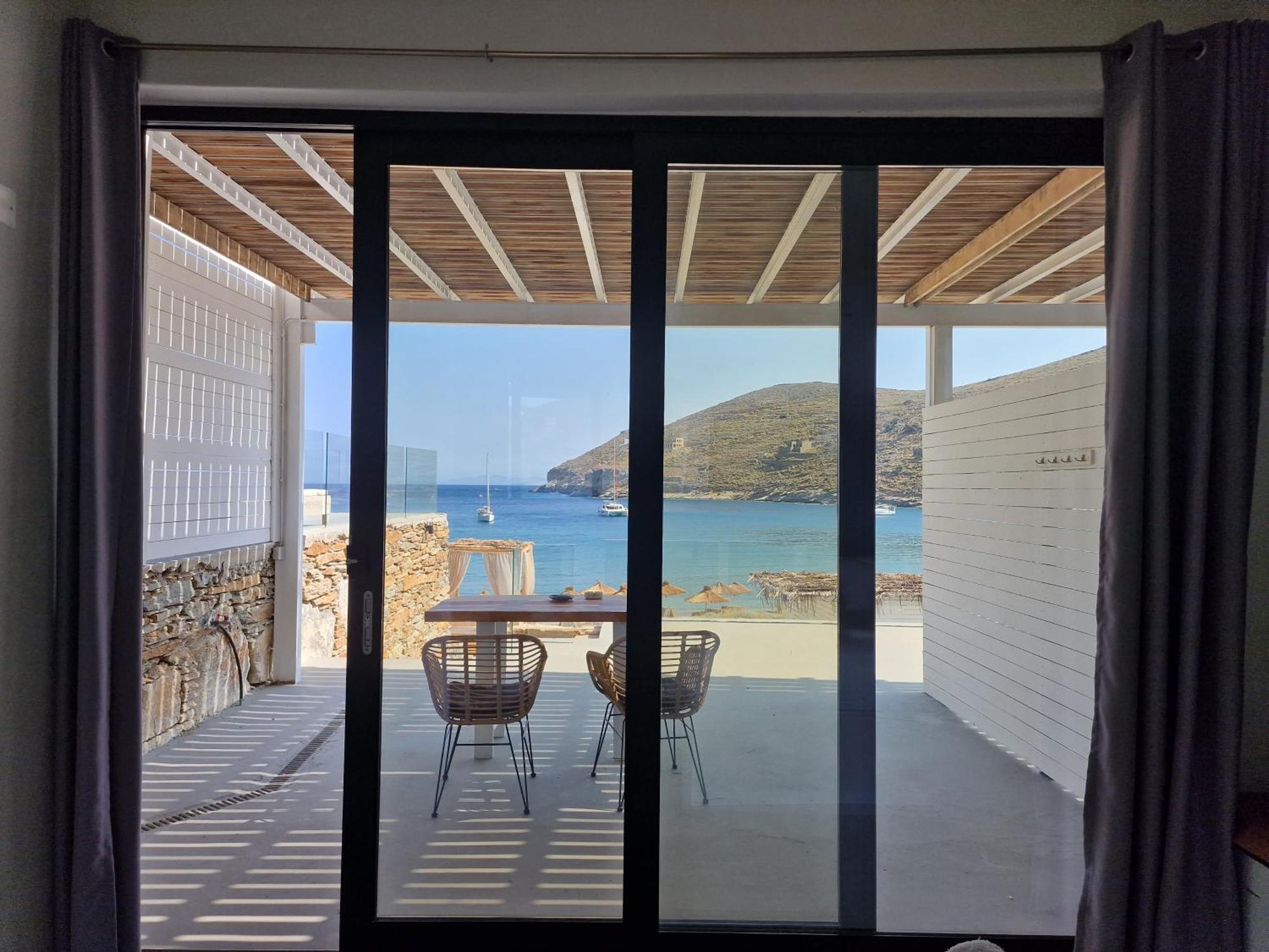 Spathi Beach Suites Kea Quarto foto