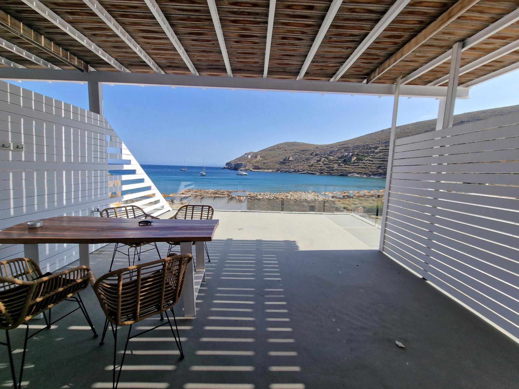 Spathi Beach Suites Kea Quarto foto