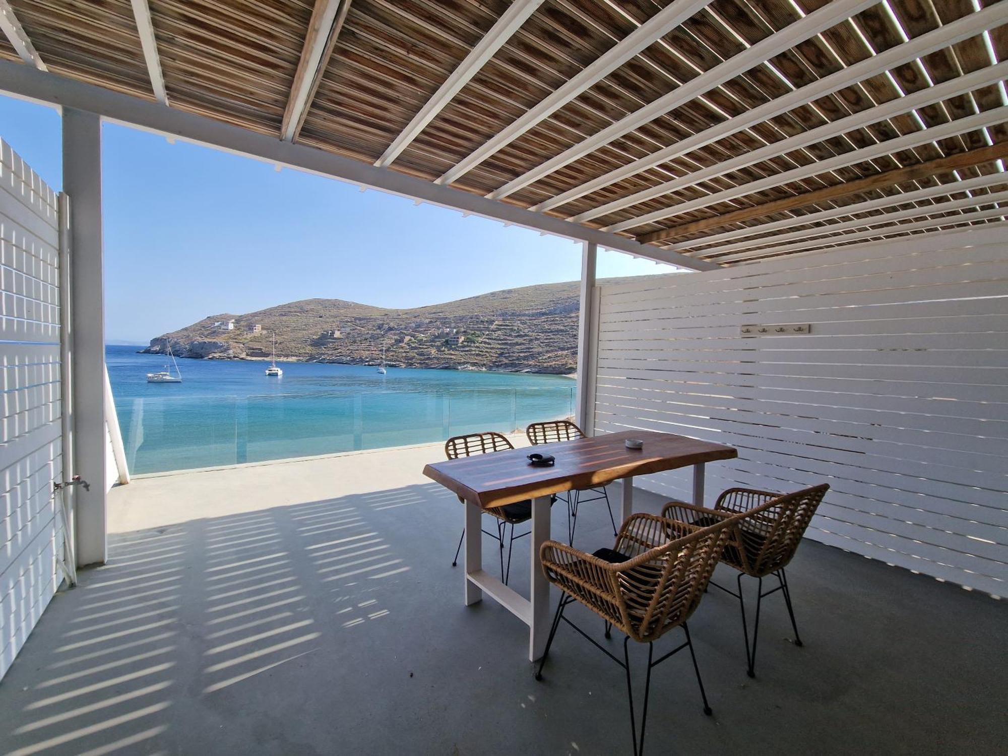 Spathi Beach Suites Kea Quarto foto