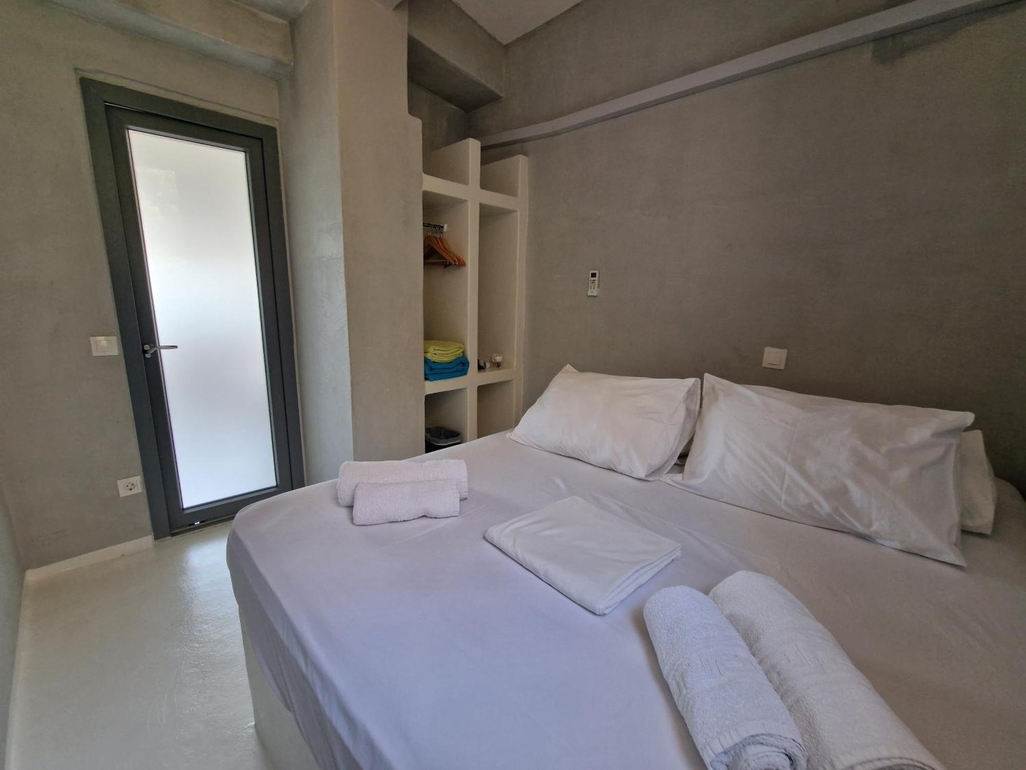 Spathi Beach Suites Kea Quarto foto