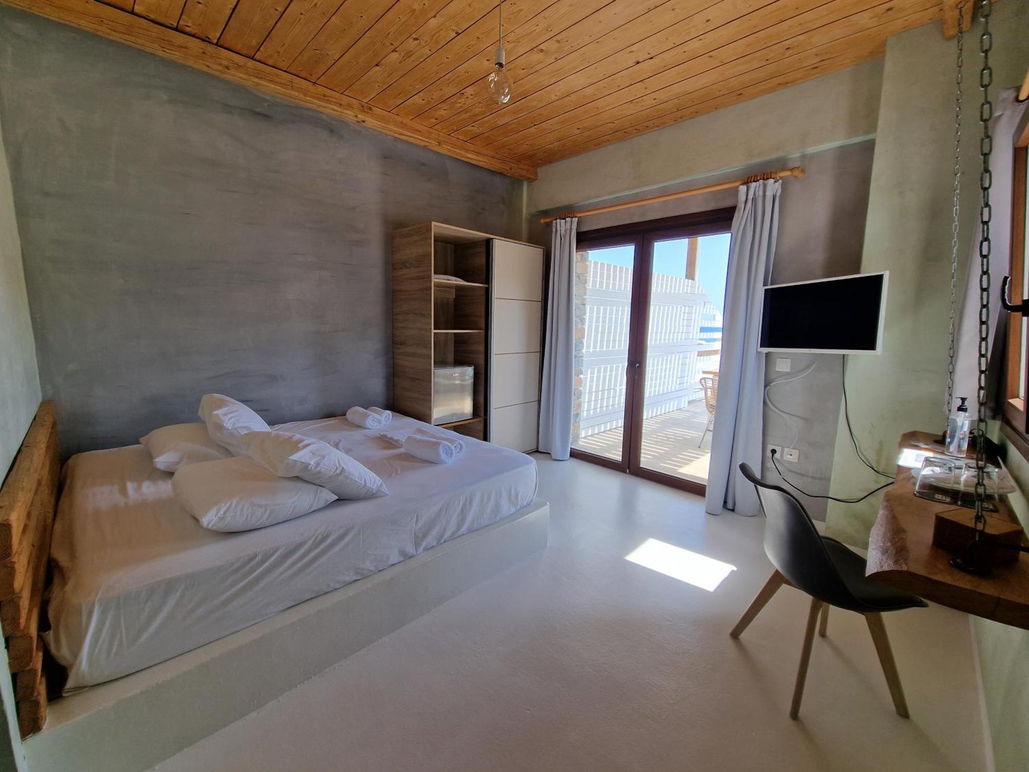 Spathi Beach Suites Kea Quarto foto