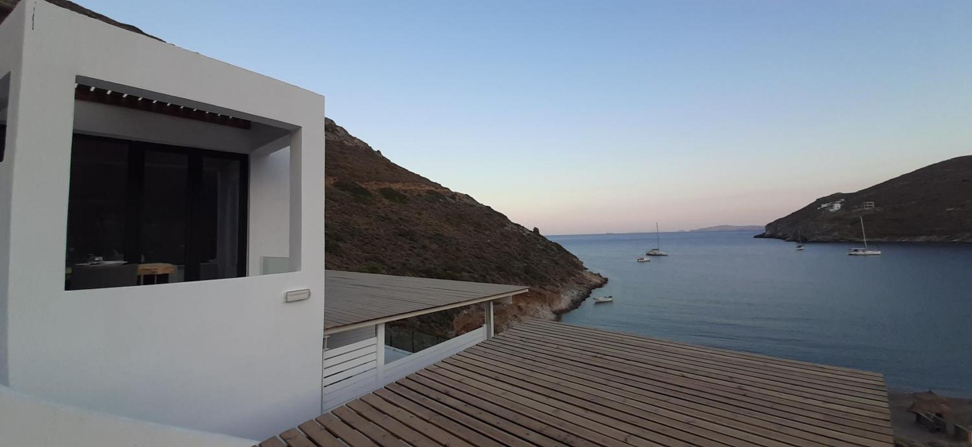 Spathi Beach Suites Kea Quarto foto